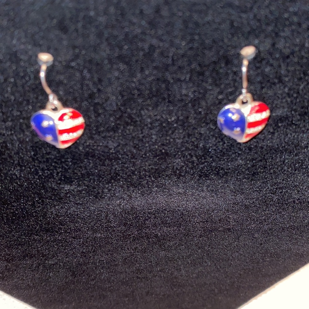 Enameled Heart Earrings with red, white & blue with stars & stripes - Picture 5 of 5